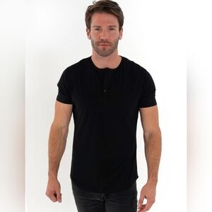 WYR Wear Mens Classic Henley shirt black Large EUC Buisness casual